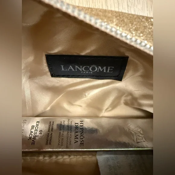 Lancôme Hypnôse Drama Mascara in Excessive Black with Gold Pouch - Picture 5 of 8